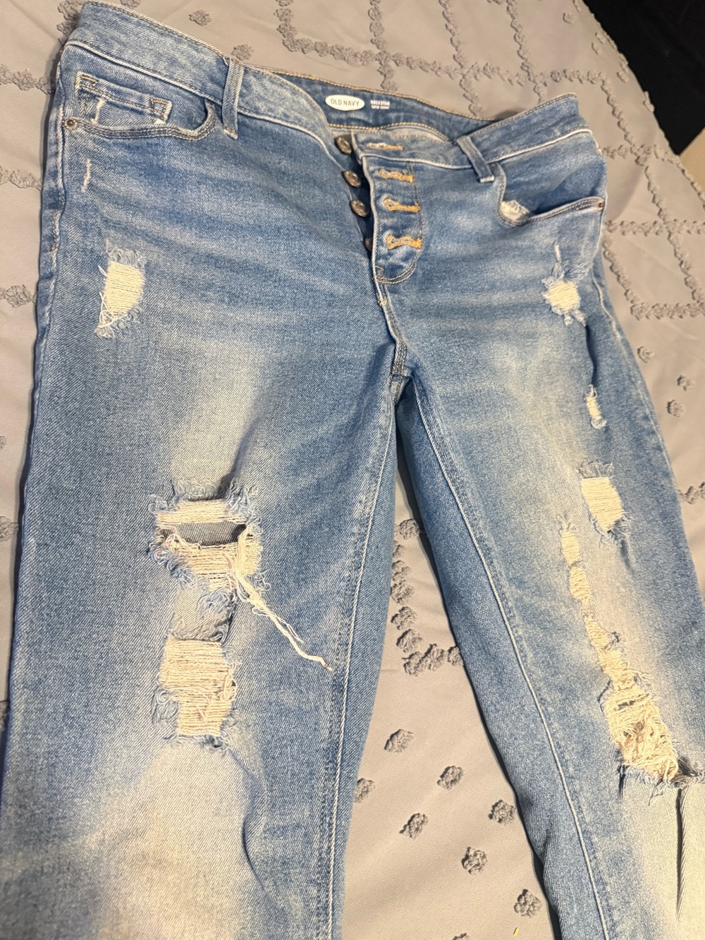 Old Navy Light Blue Distressed Skinny Jeans